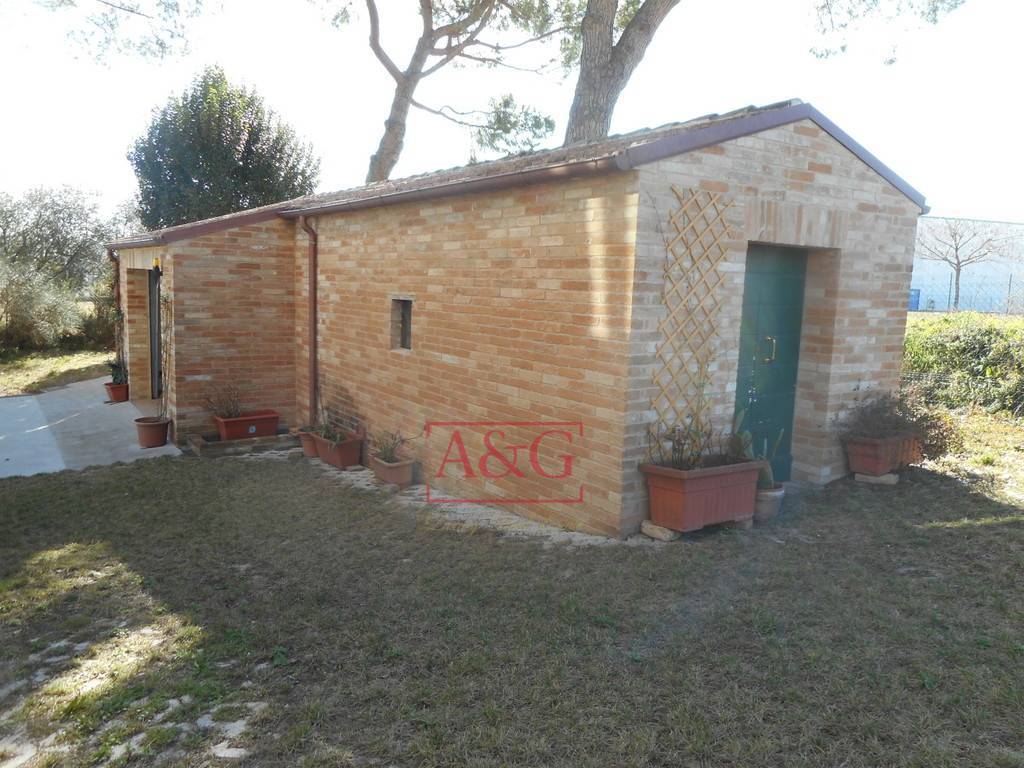 Villa in vendita a Magliano di Tenna