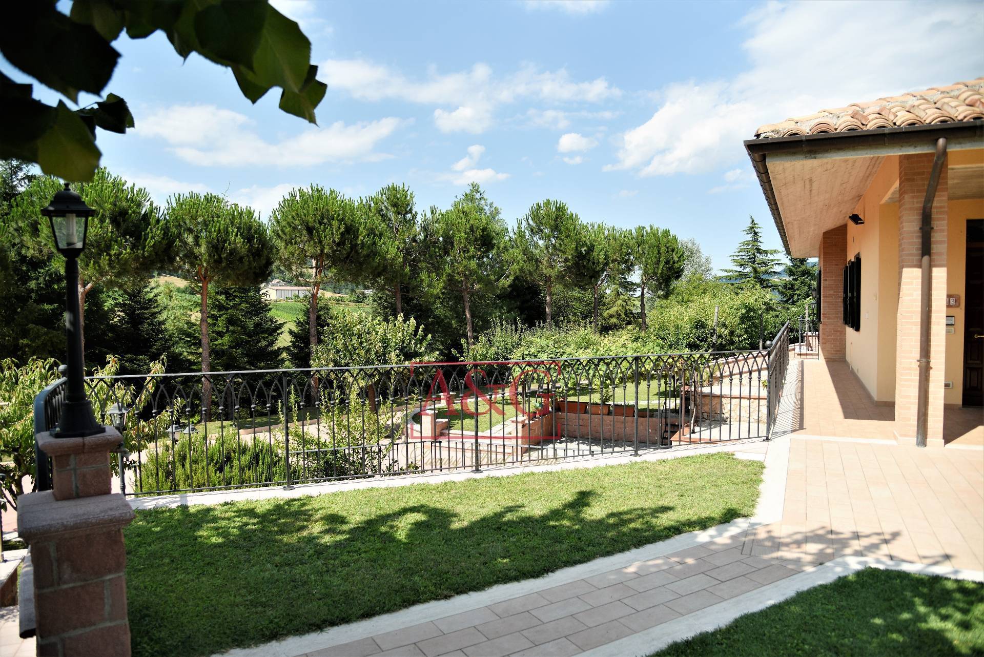 Villa in vendita a Amandola, Campagna