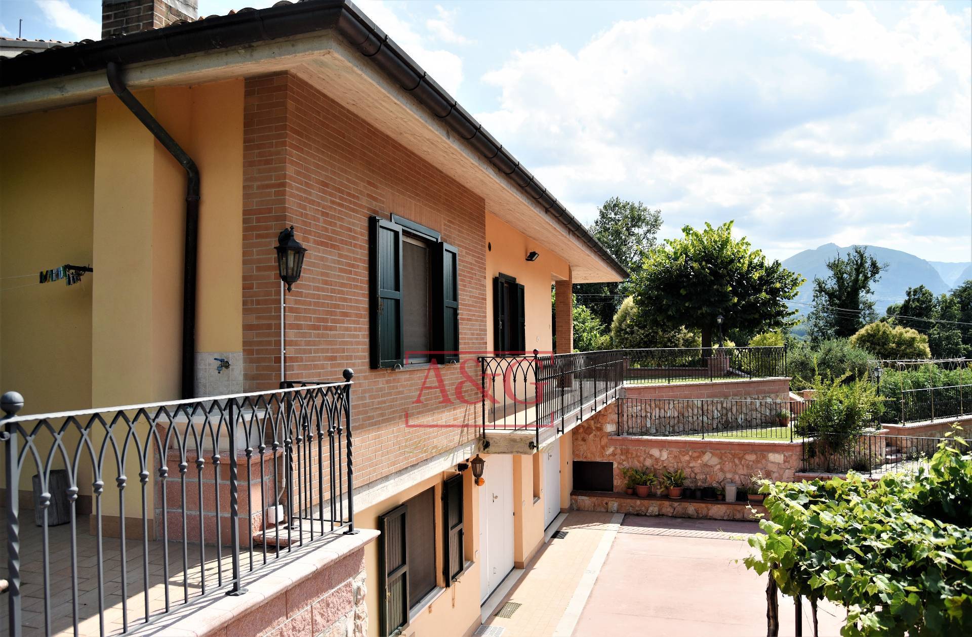 Villa in vendita a Amandola, Campagna