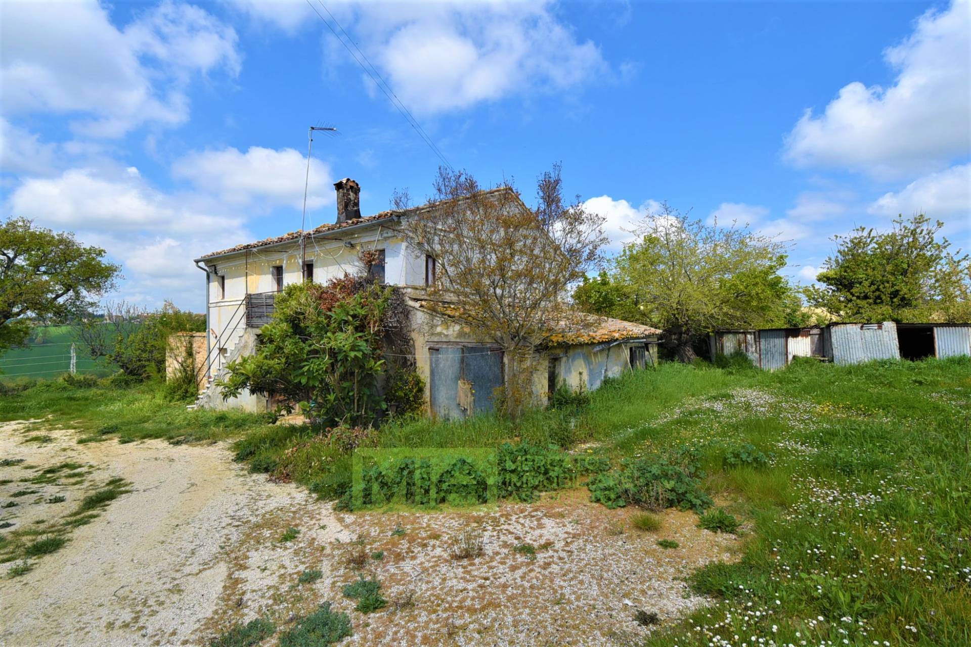 Casa colonica in vendita a Recanati, CAMPAGNA