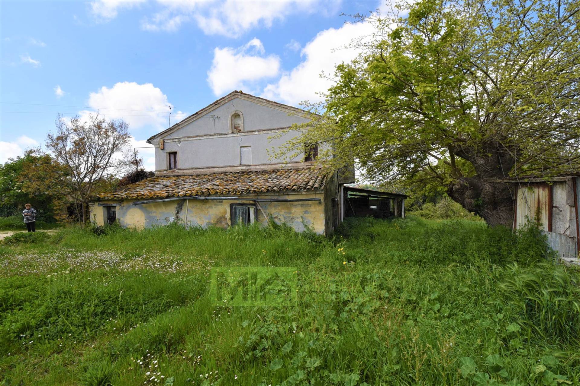 Casa colonica in vendita a Recanati, CAMPAGNA