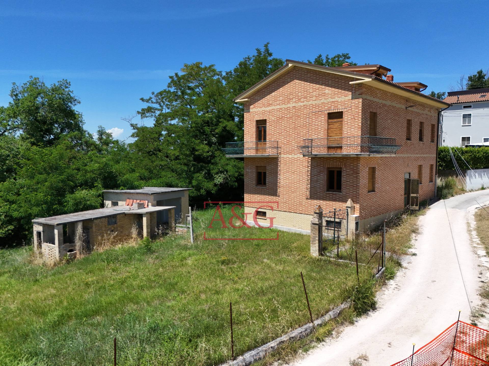 Casa singola in vendita a Penna San Giovanni, CAMPAGNA