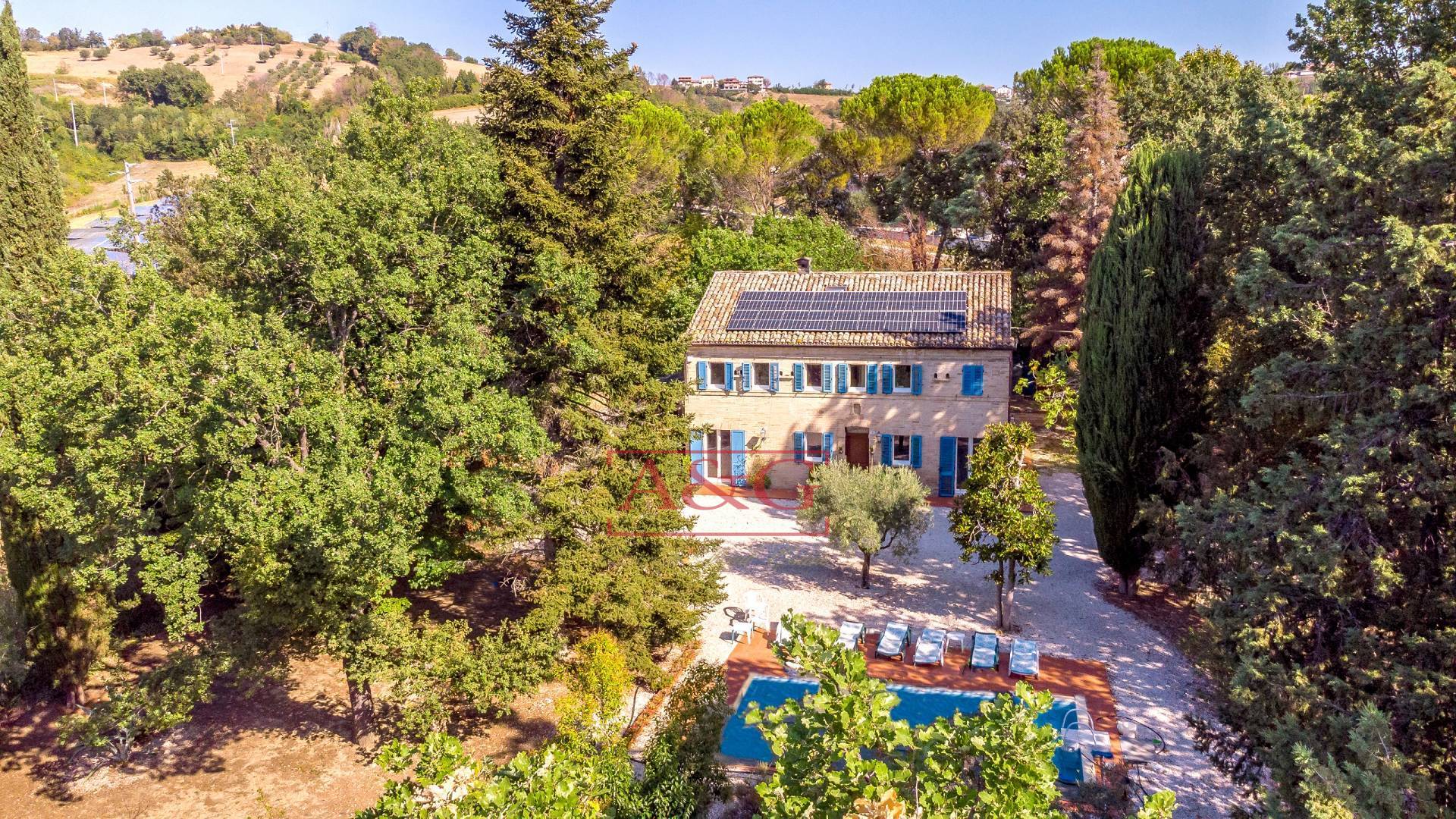 Villa in vendita a Monte Vidon Corrado, CAMPAGNA