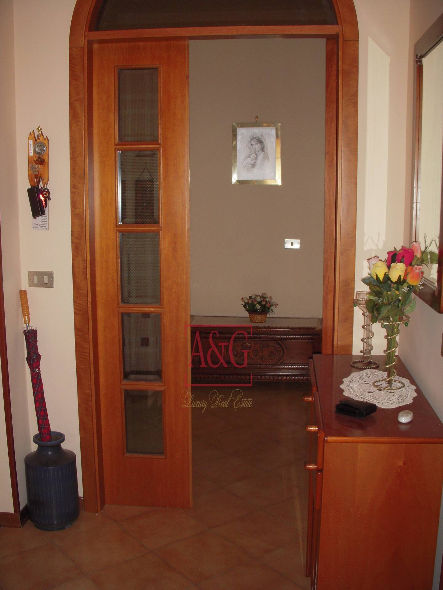Appartamento in vendita a Sarnano, Centro