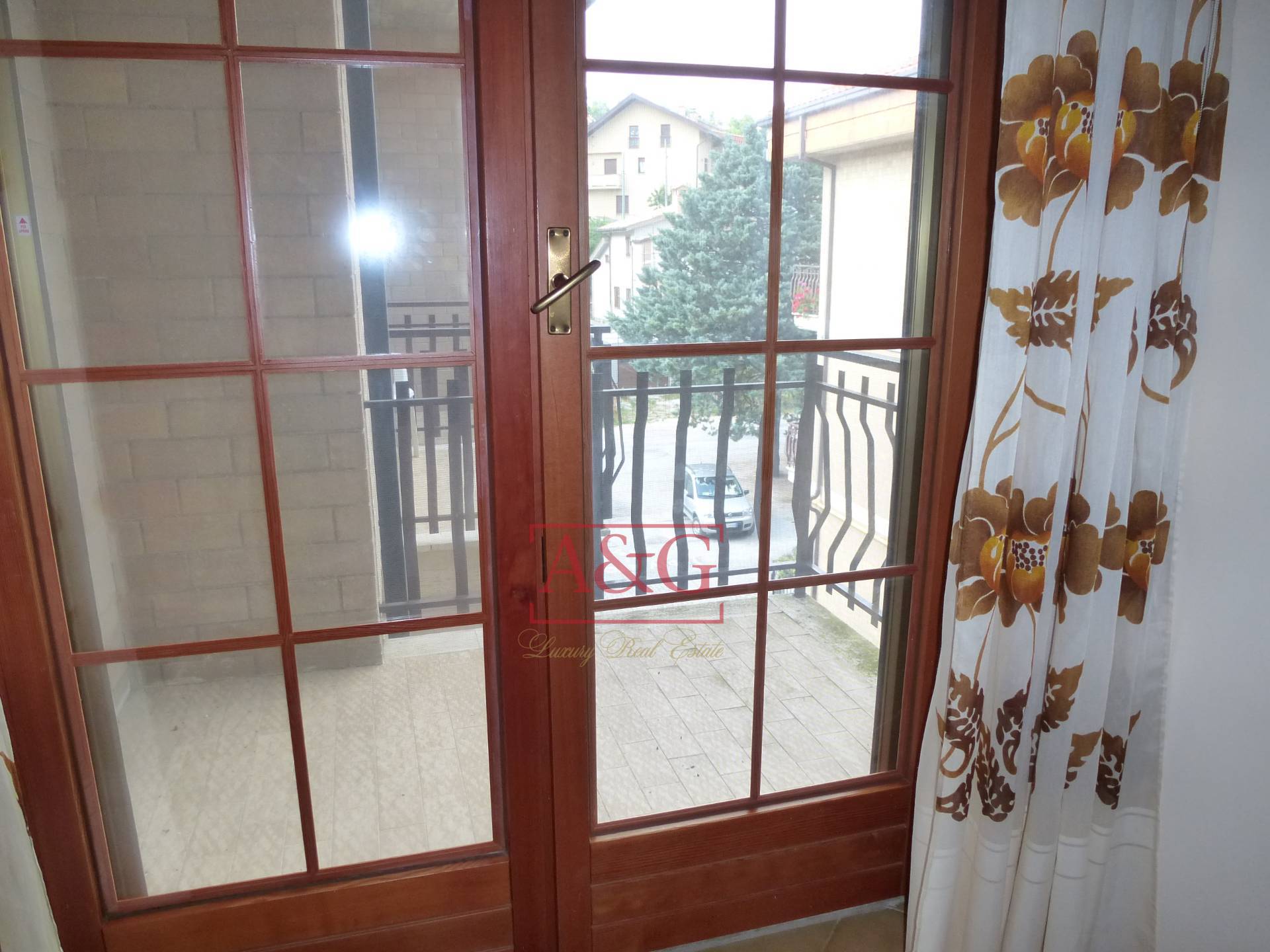 Appartamento in vendita a Sarnano, Centro
