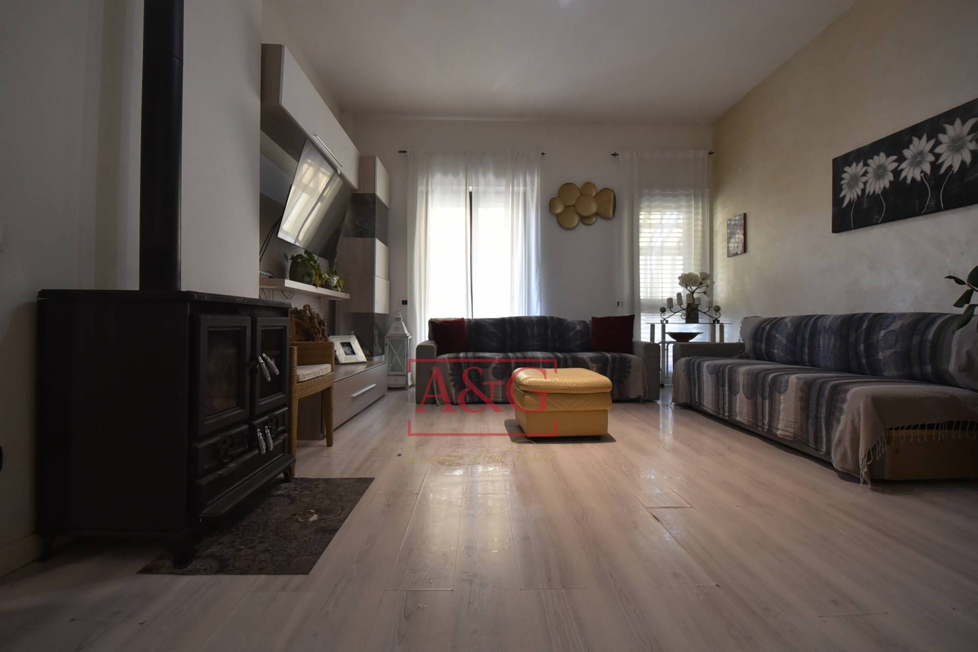 Appartamento in vendita a Amandola, Centro