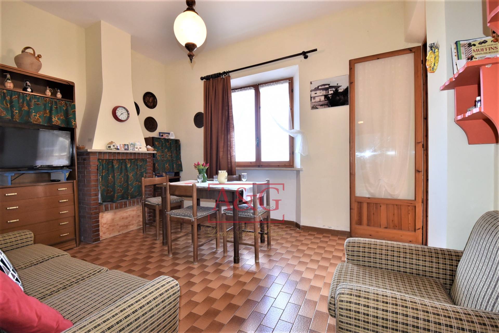 Appartamento in vendita a Montefalcone Appennino, Centro