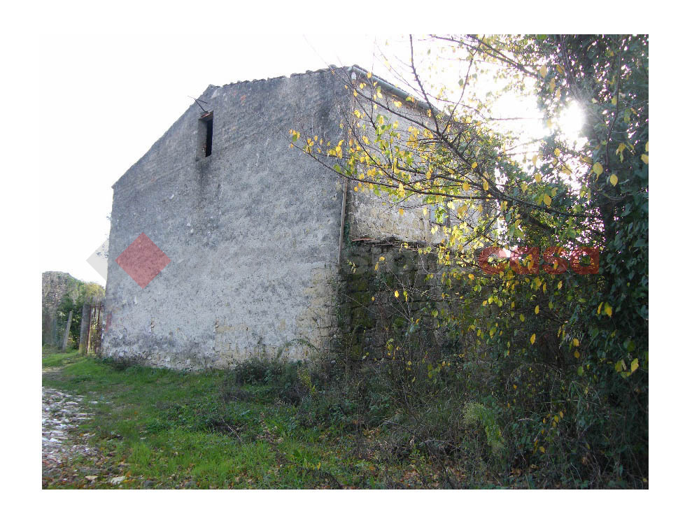 Rustico con giardino a Minturno