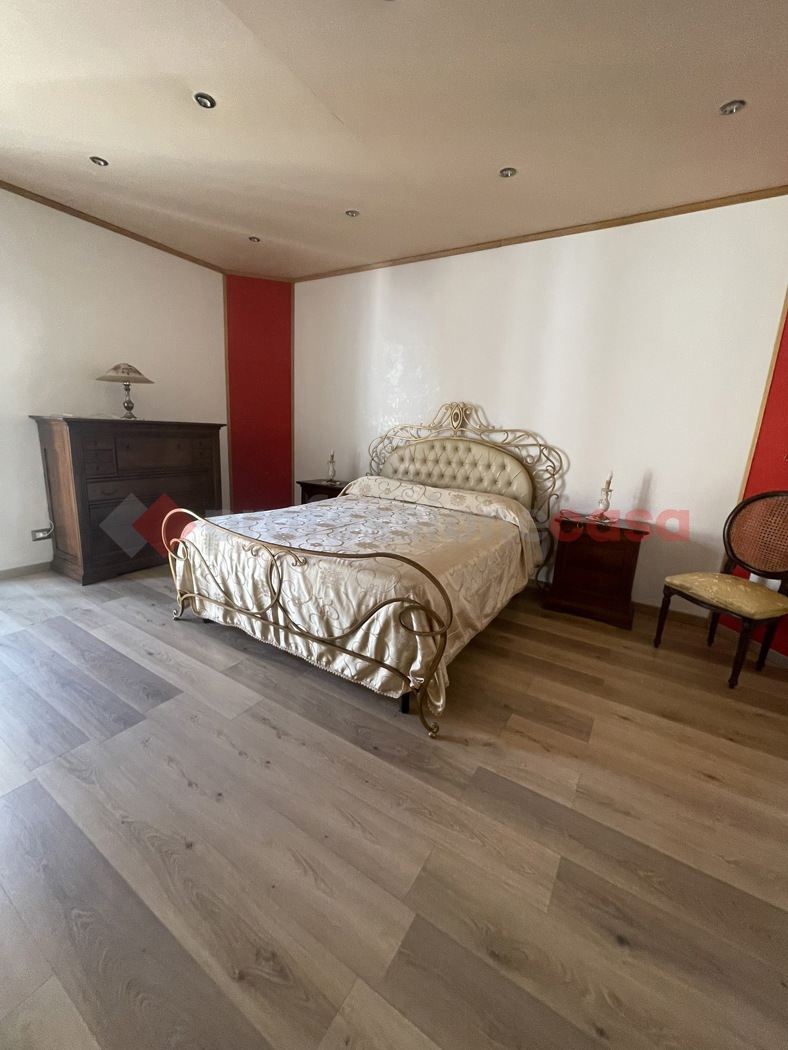 Appartamento arredato in affitto a Minturno