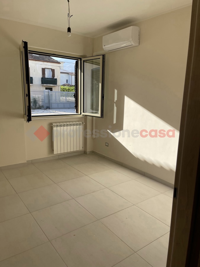 Ufficio con box doppio a Minturno