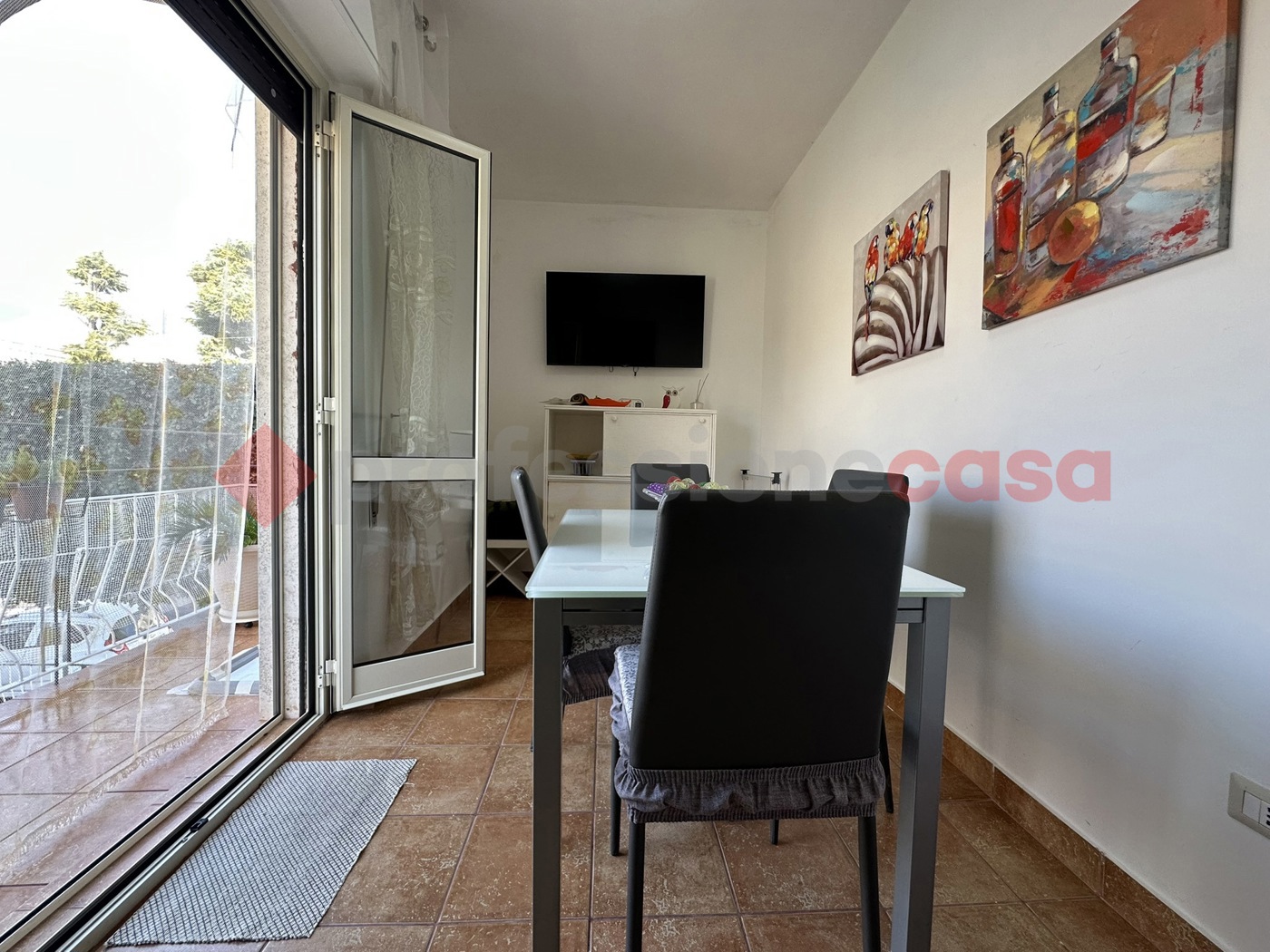 Quadrilocale con box a Minturno