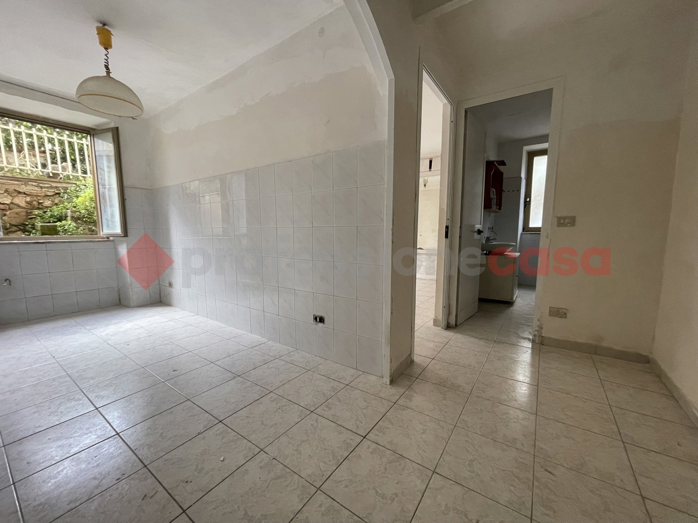 Bilocale da ristrutturare a Minturno