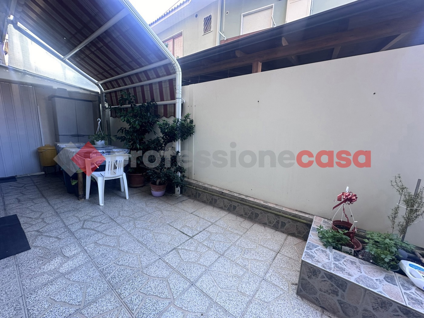 Quadrilocale arredato in affitto a Minturno