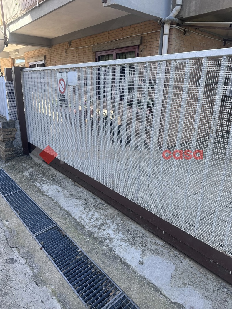 Quadrilocale arredato in affitto a Minturno