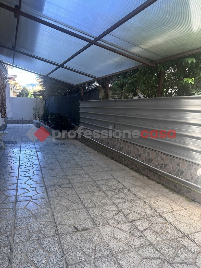 Quadrilocale arredato in affitto a Minturno