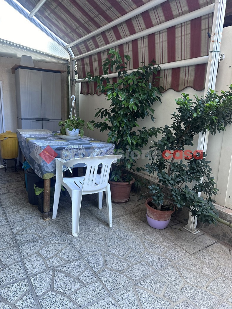 Quadrilocale arredato in affitto a Minturno