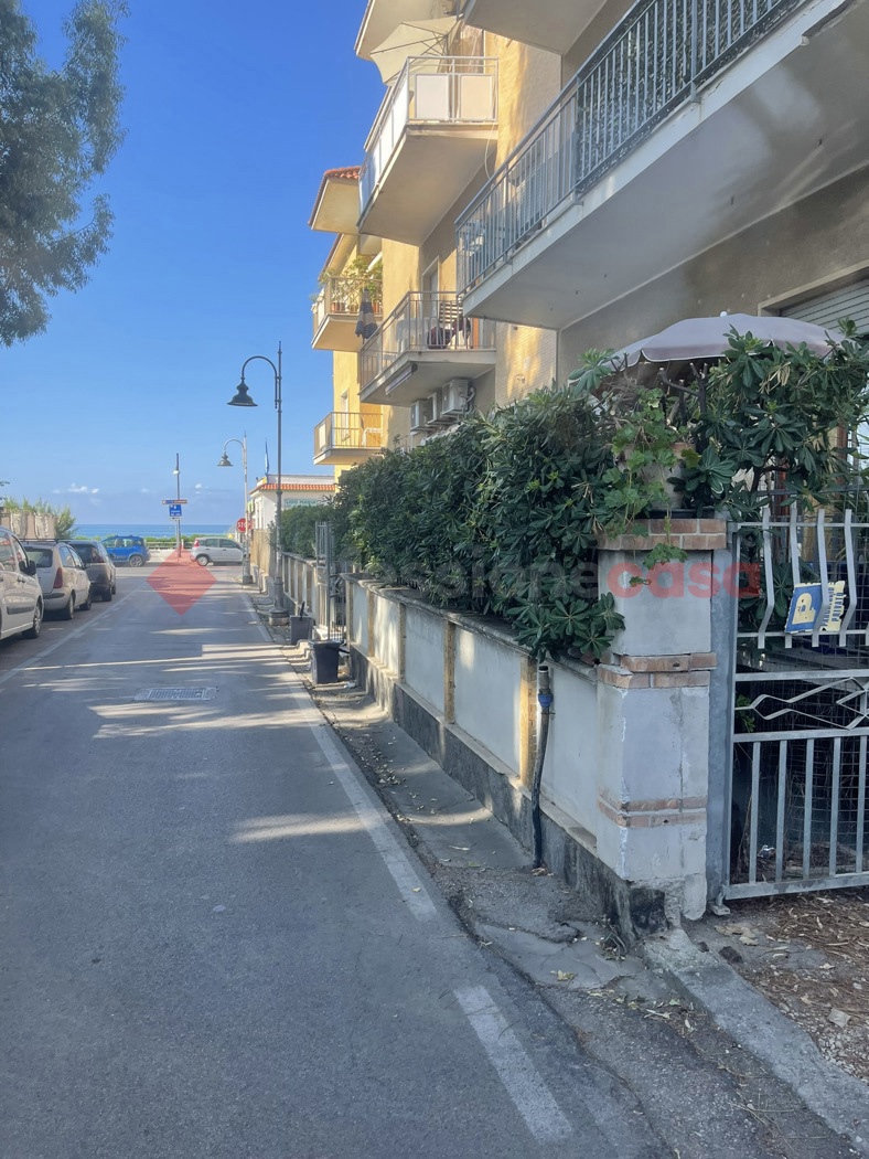 Appartamento arredato in affitto a Minturno