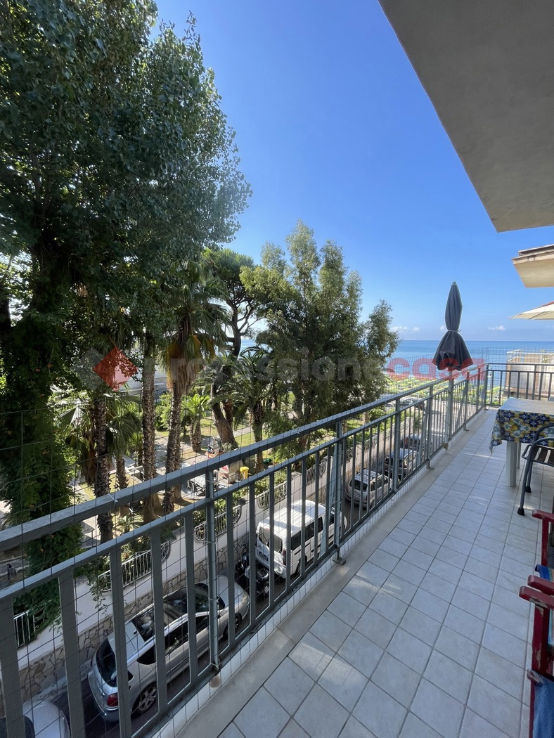 Appartamento arredato in affitto a Minturno