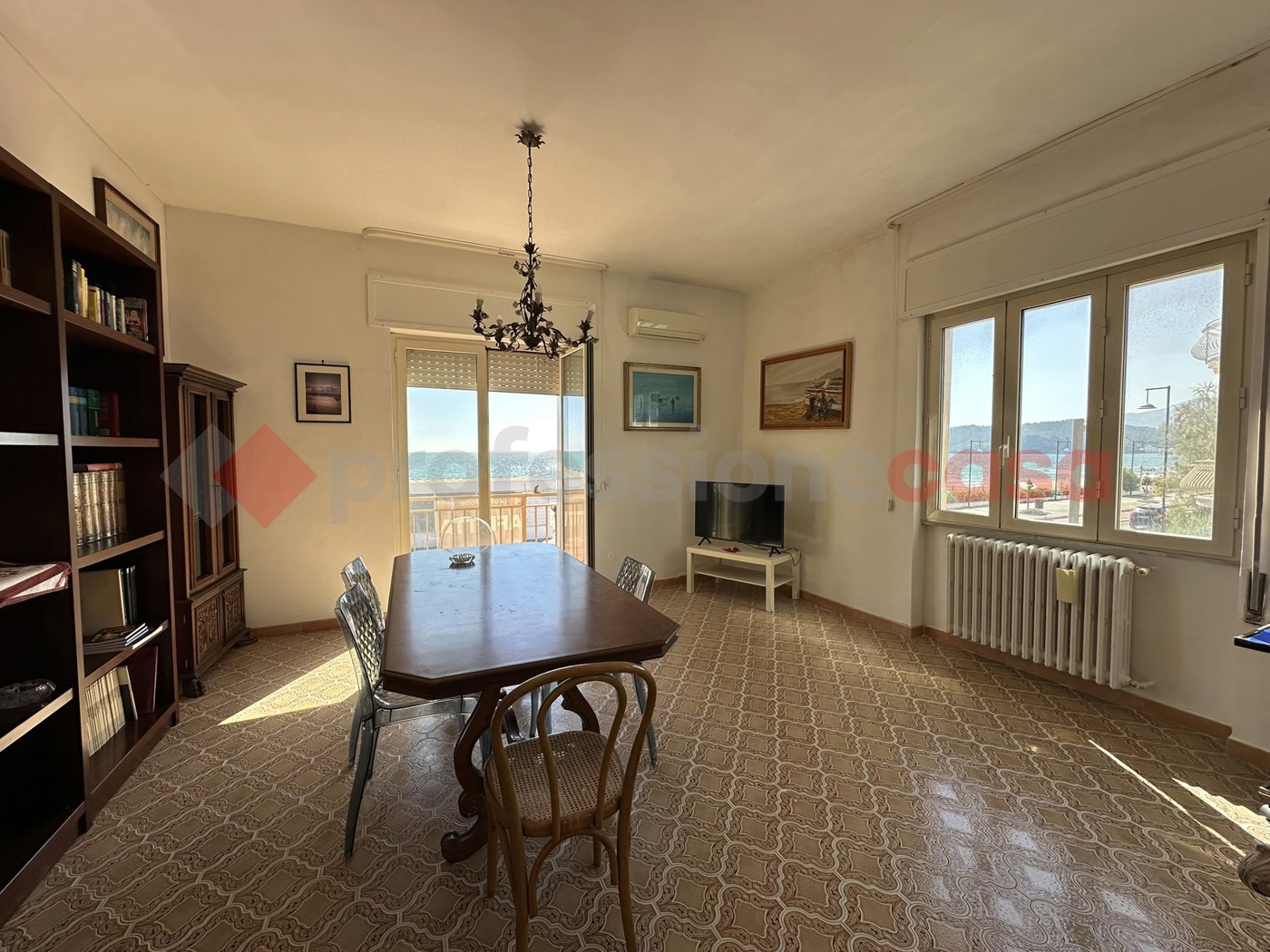 Appartamento arredato in affitto a Minturno