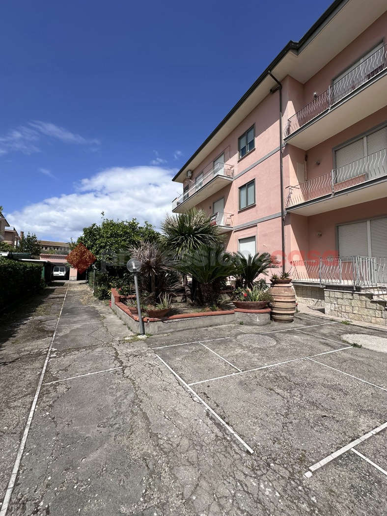 Quadrilocale in vendita a Minturno