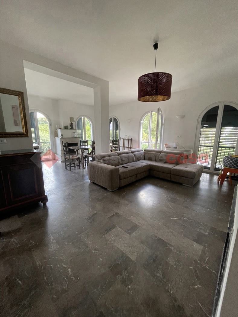 Villa arredata in affitto a Minturno