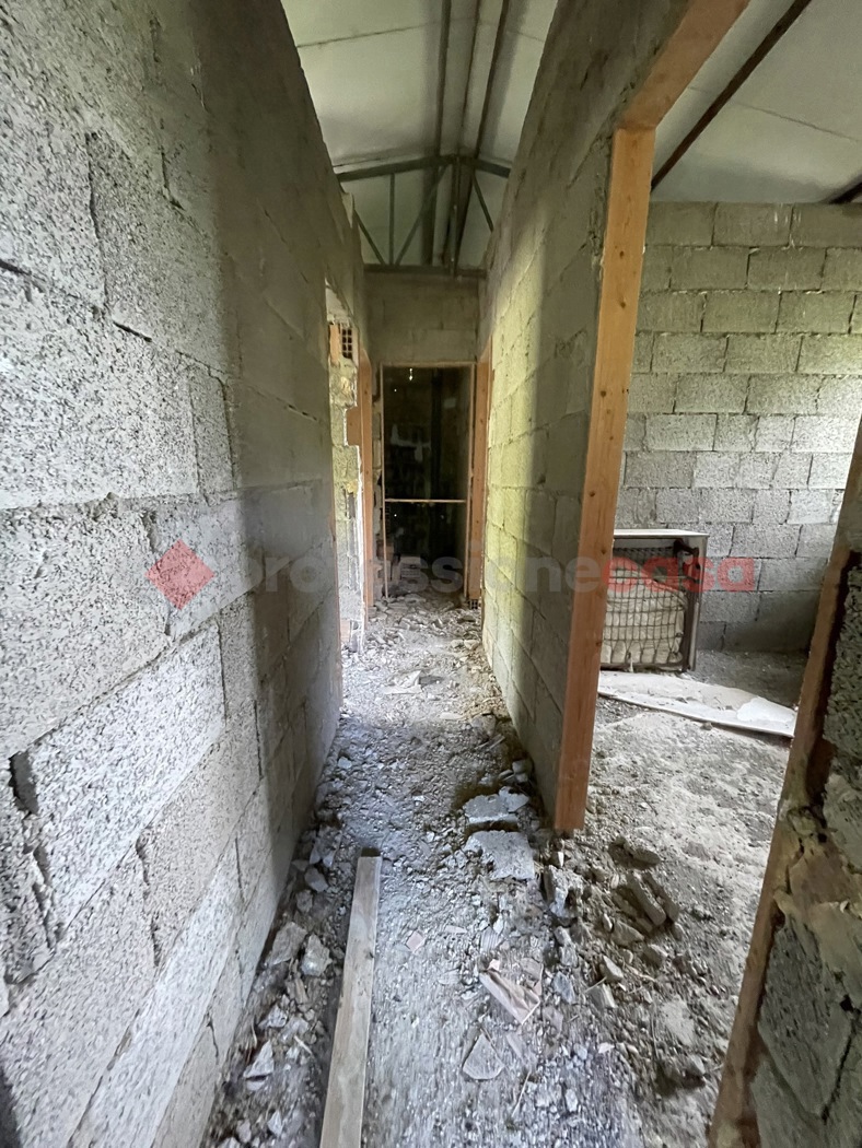 Casa indipendente con giardino a Minturno