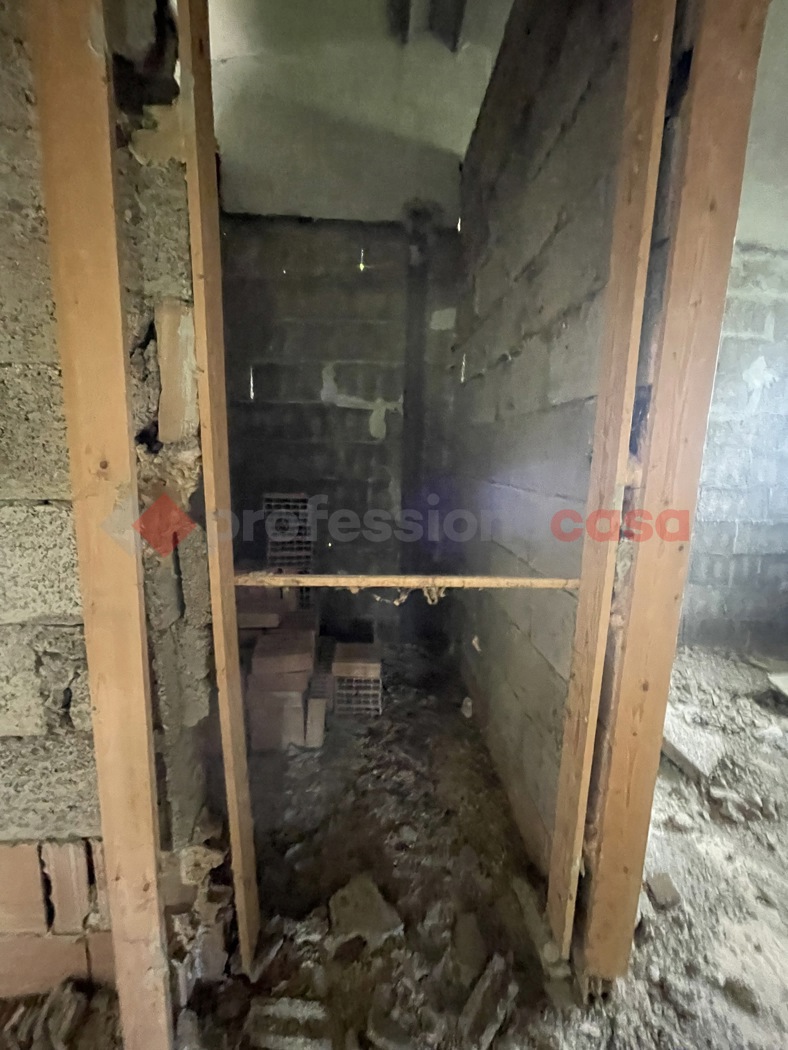 Casa indipendente con giardino a Minturno