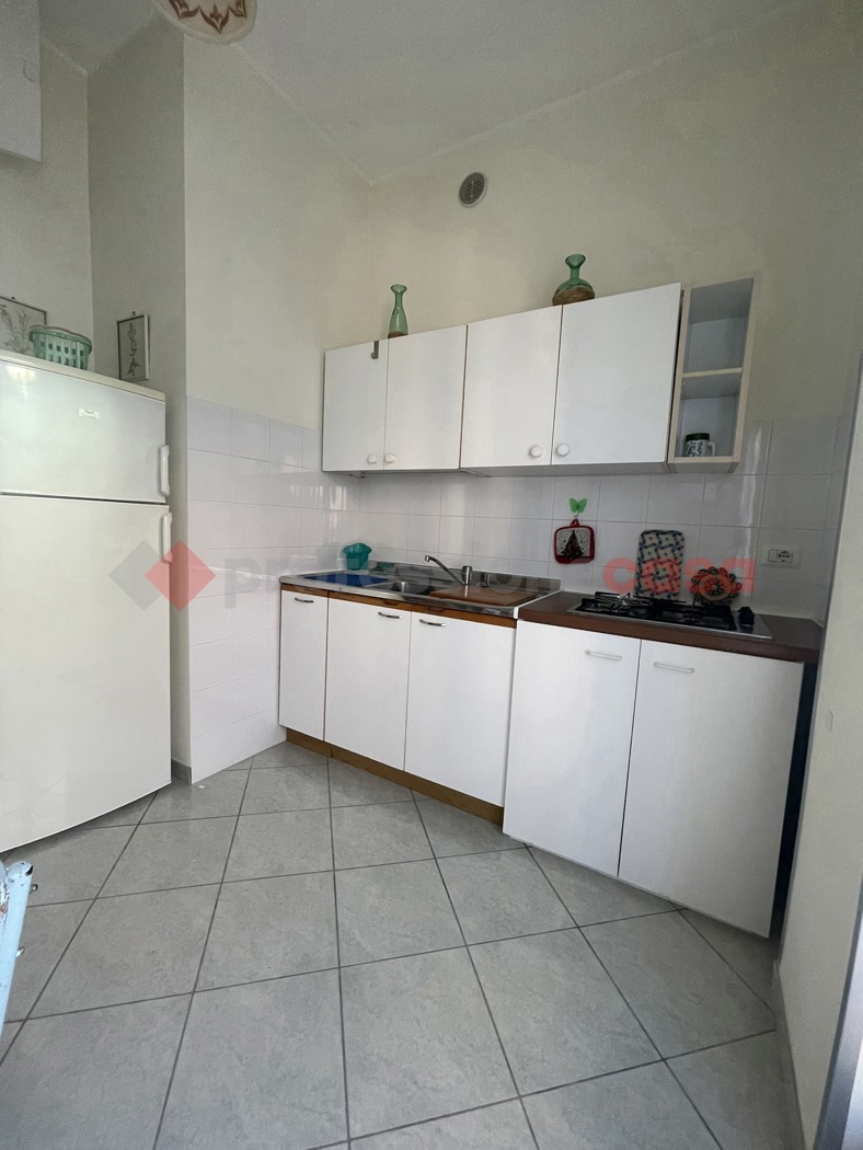Bilocale arredato in affitto a Minturno