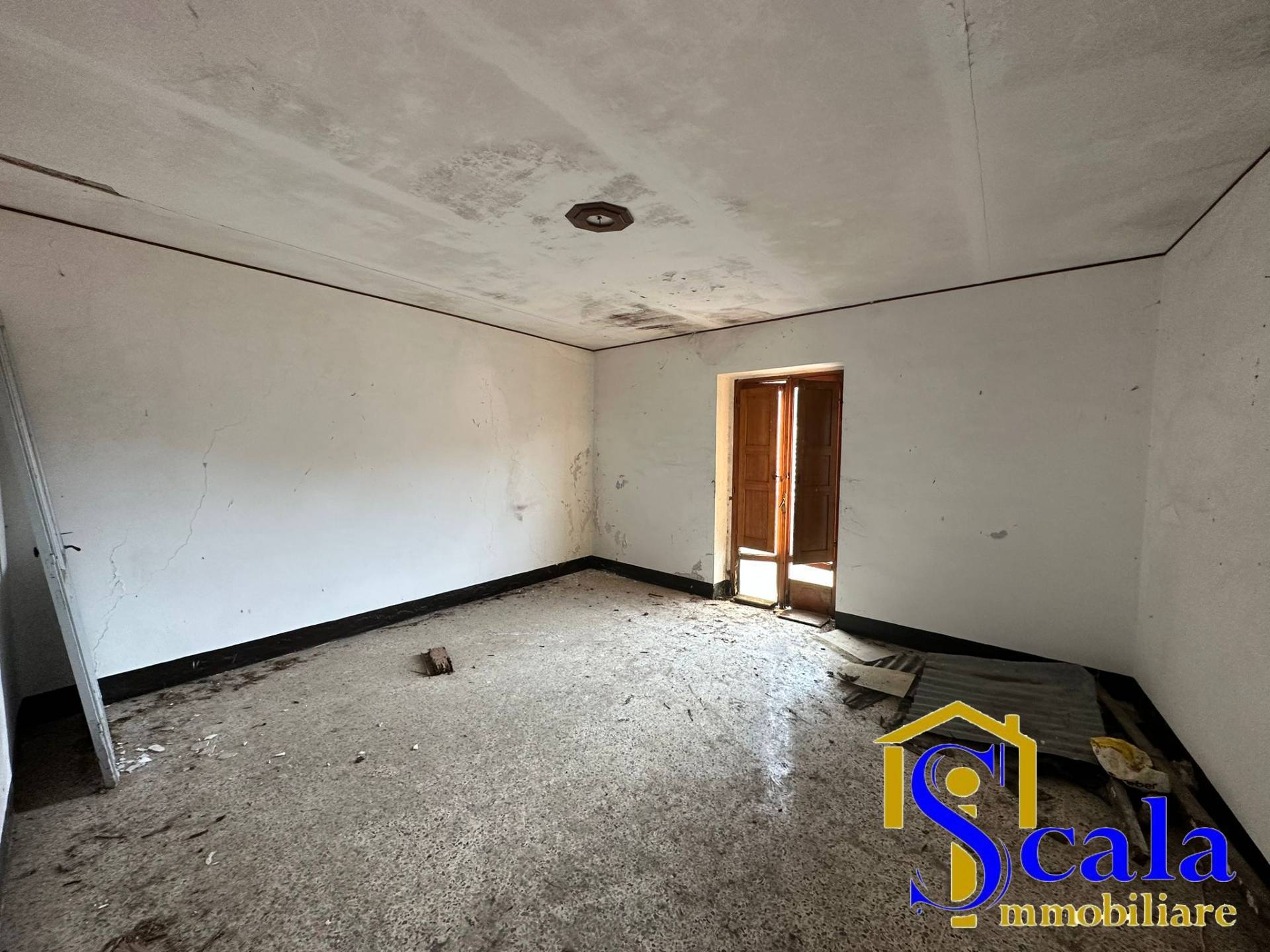 SEMI INDIPENDENTE in vendita a Liberi, Cese