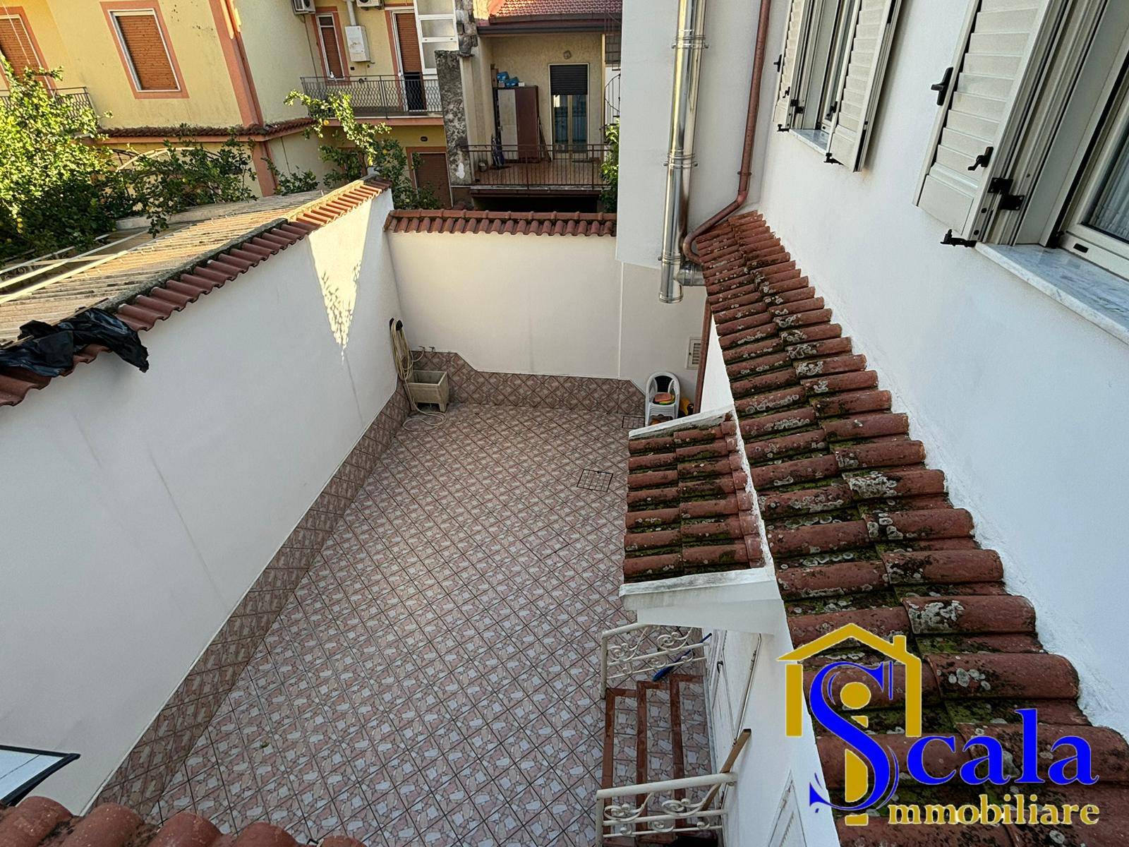 INDIPENDENTE in vendita a Portico di Caserta