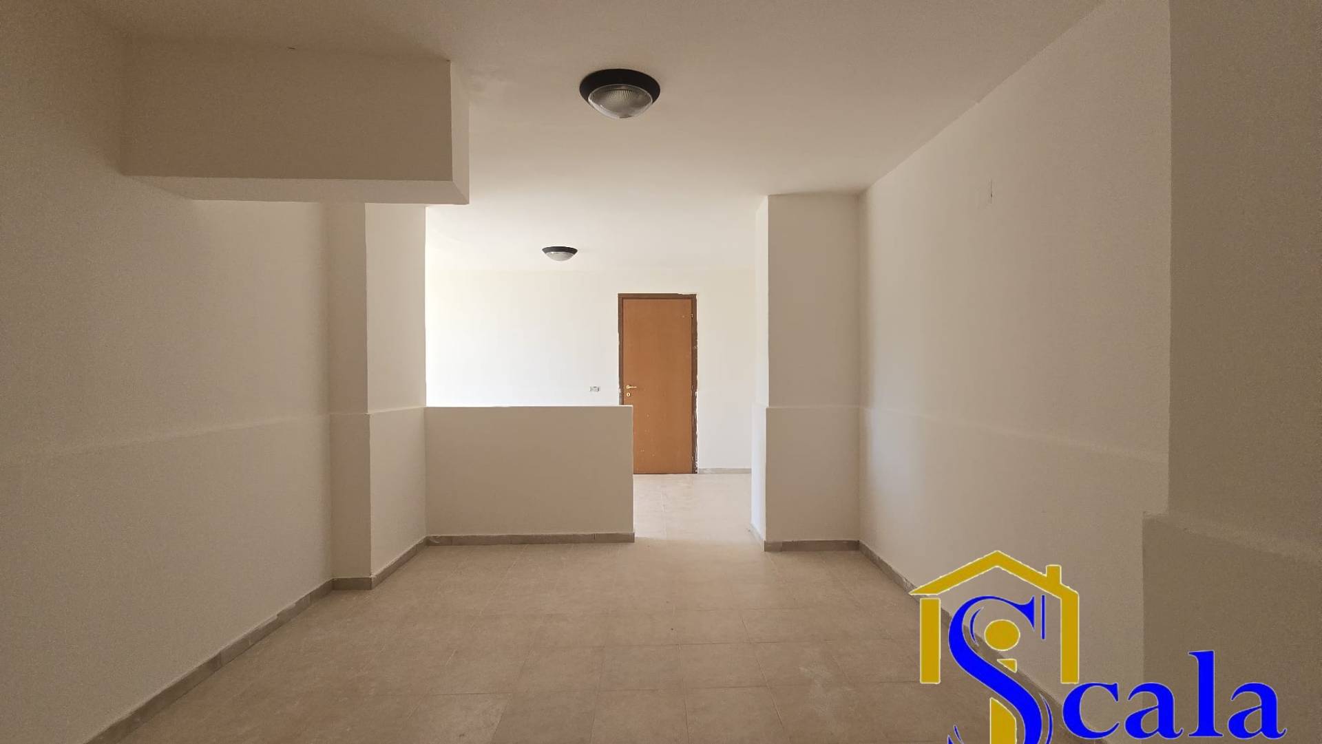 Deposito in vendita a Santa Maria Capua Vetere, Sant'Andrea