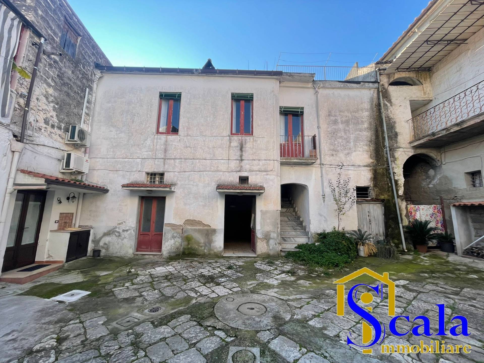 SEMI INDIPENDENTE in vendita a Pignataro Maggiore