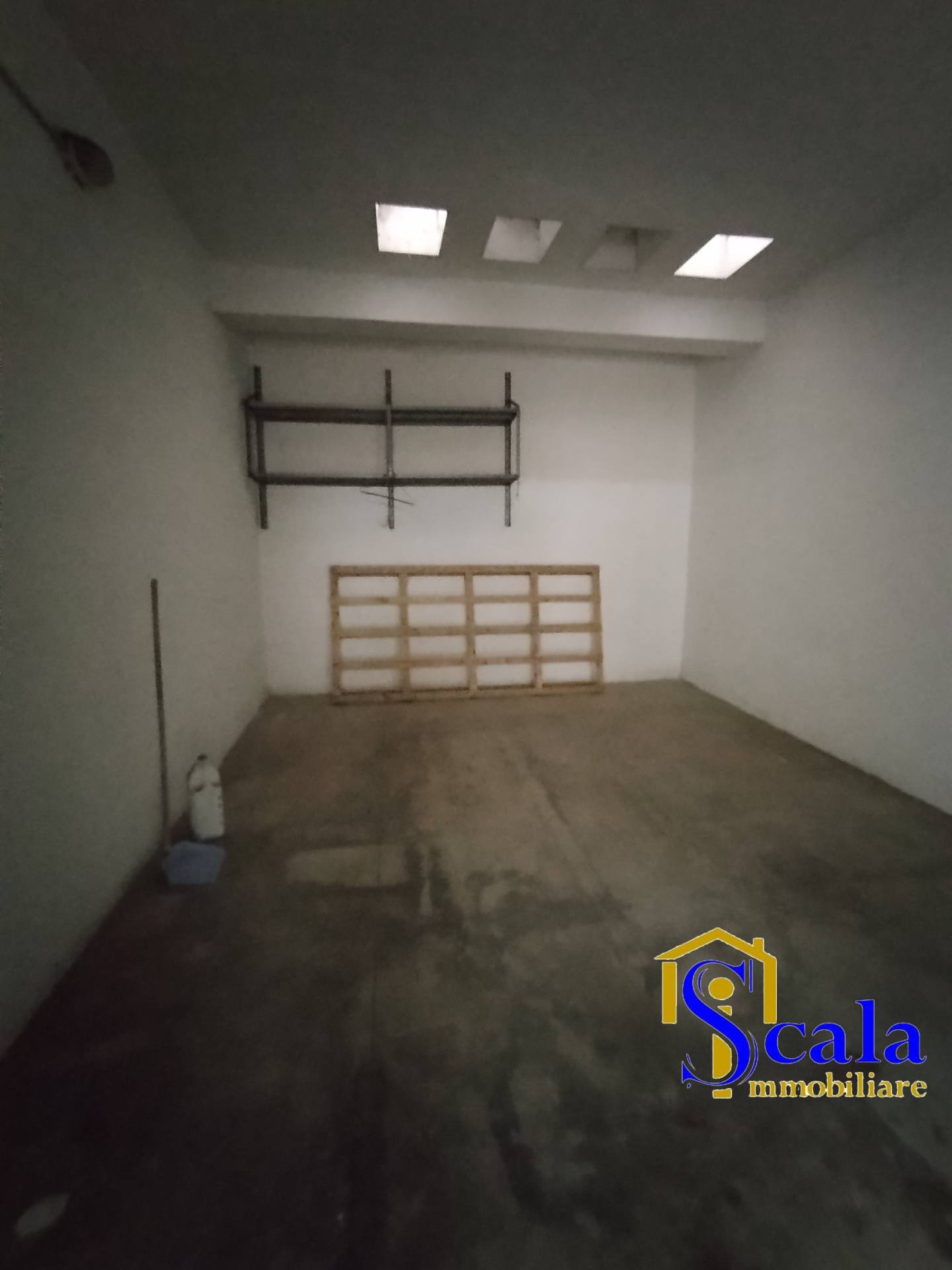 Box Auto in affitto a San Prisco