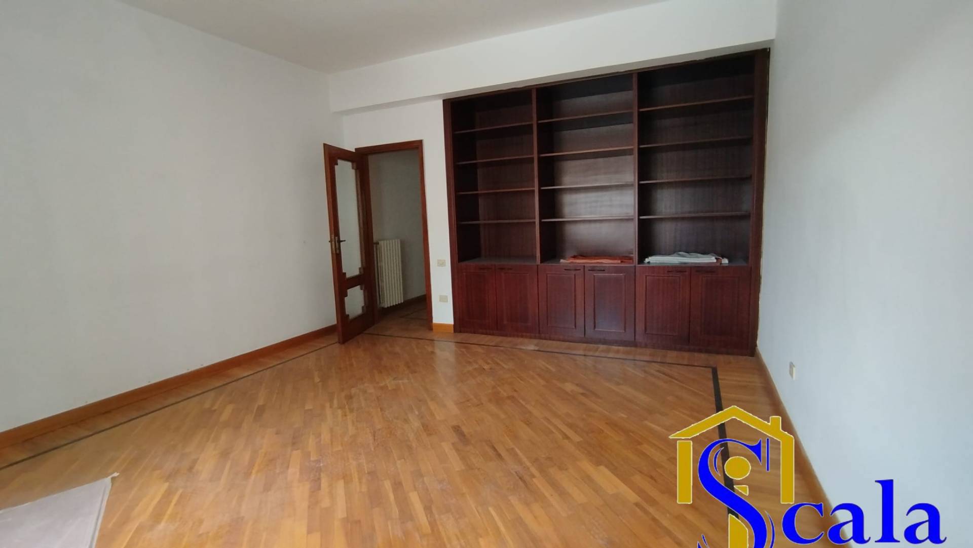 Studio/Ufficio in affitto a Santa Maria Capua Vetere