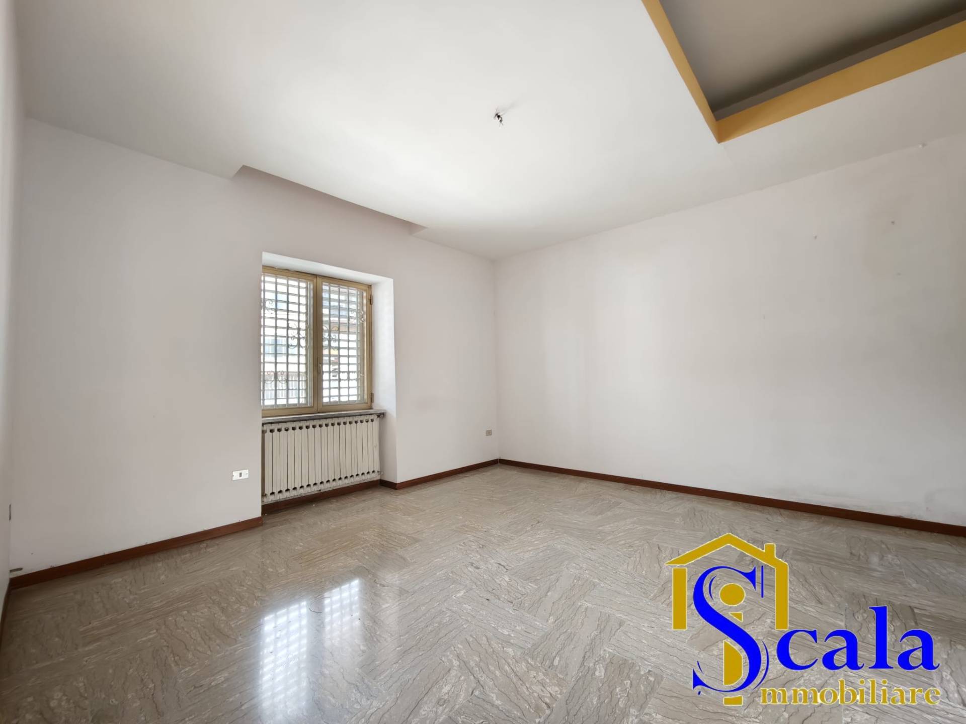 Appartamento in vendita a Curti