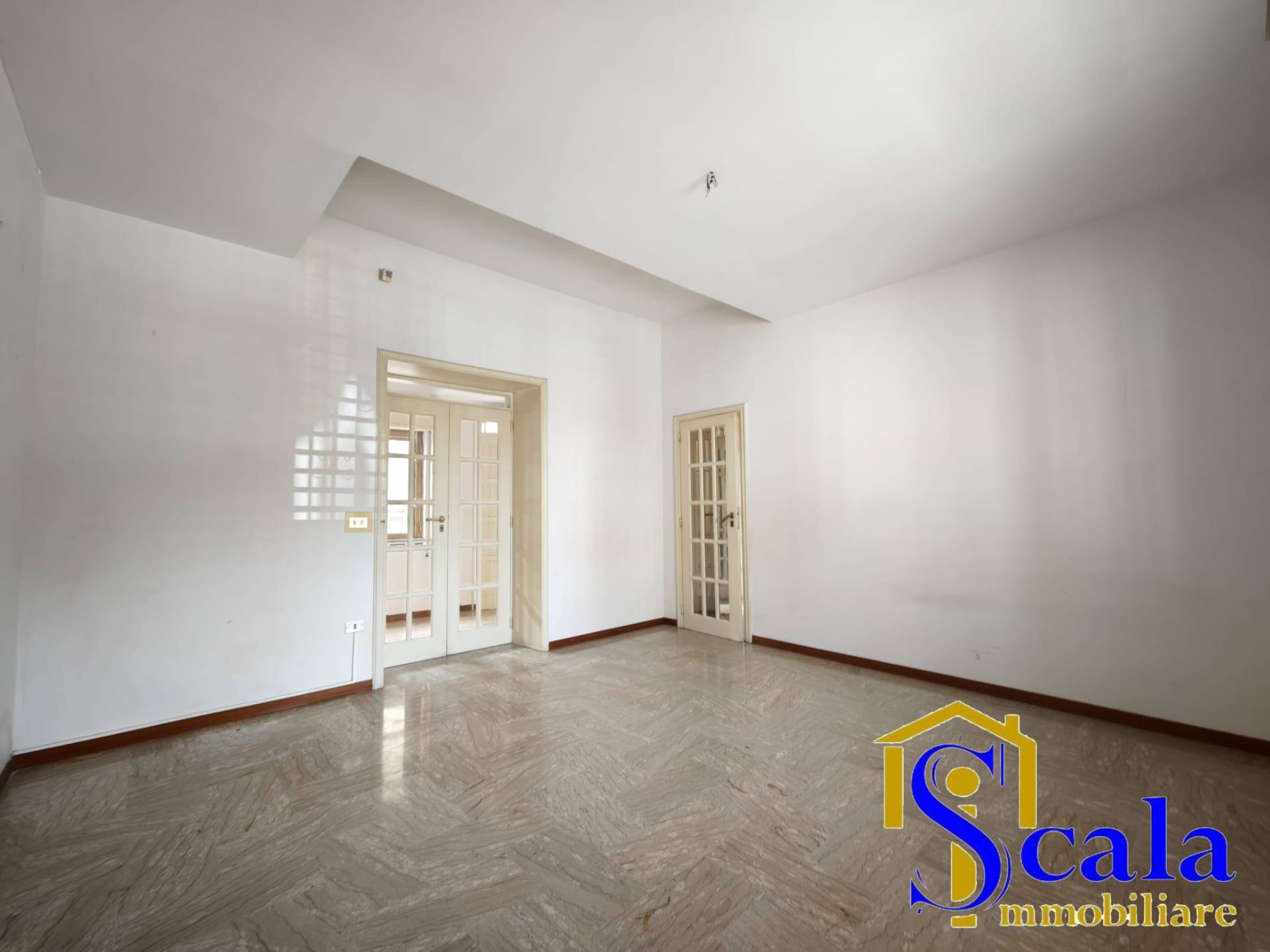 Appartamento in vendita a Curti