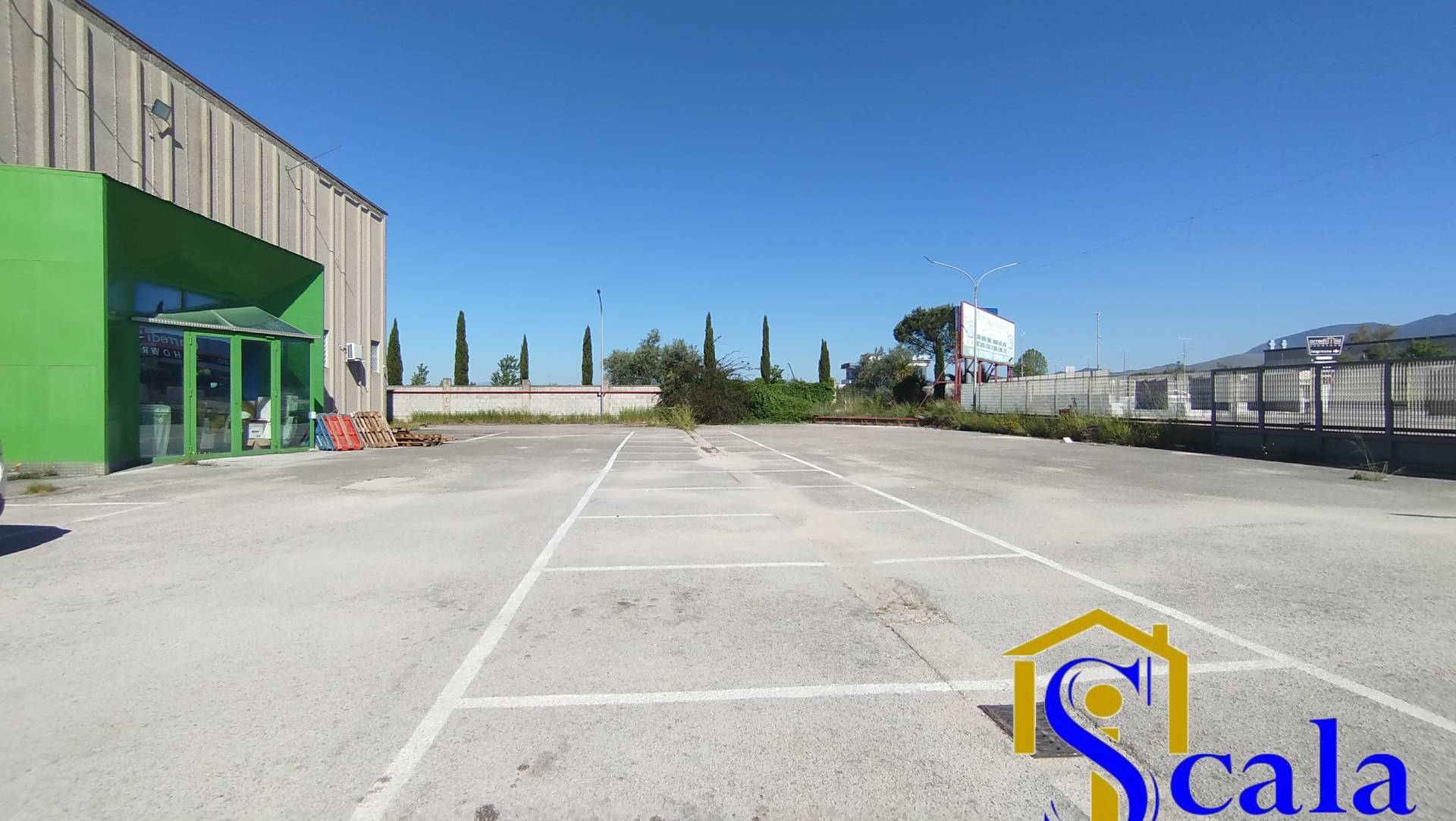 Capannone in affitto a Capua