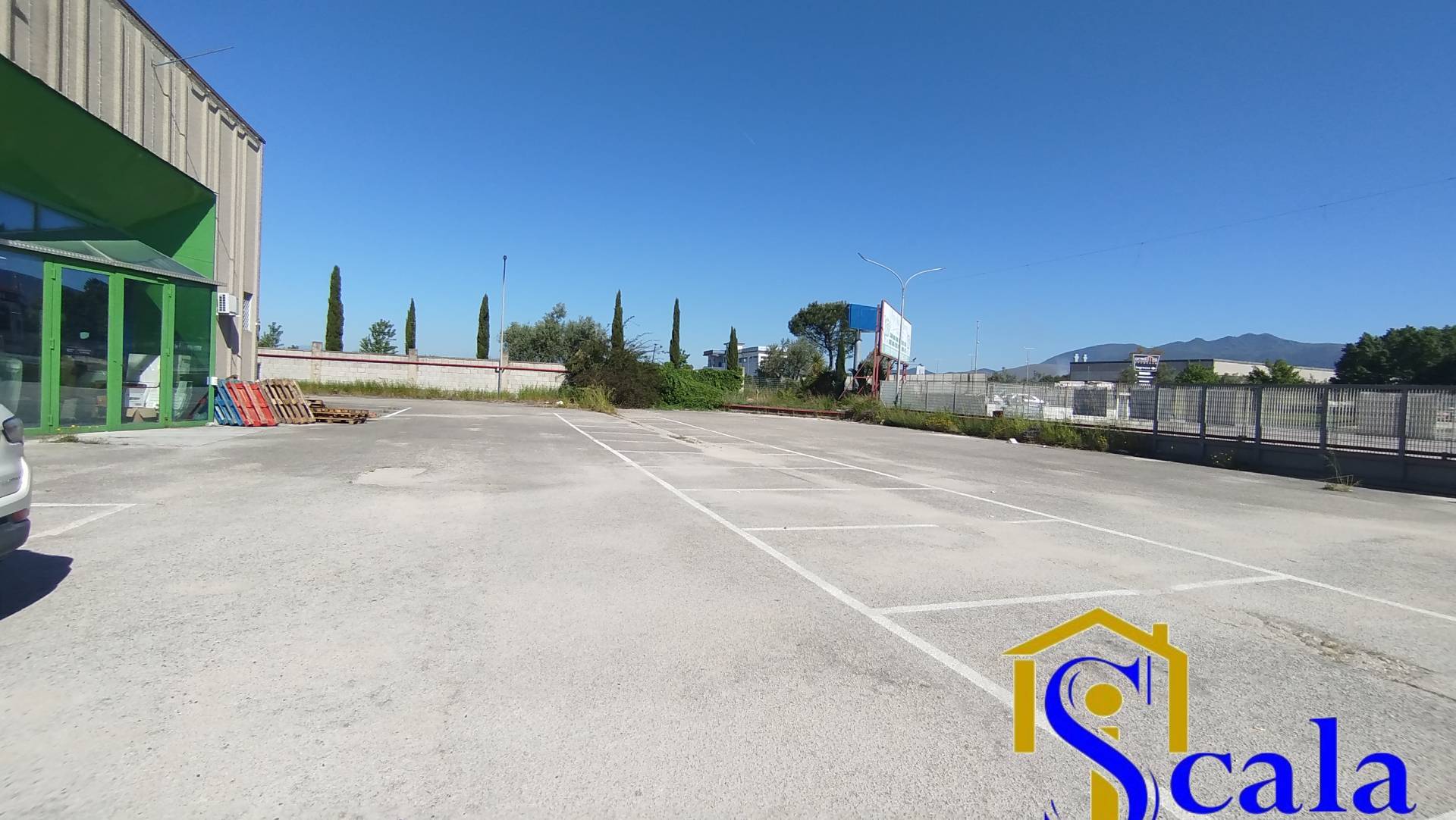 Capannone in affitto a Capua