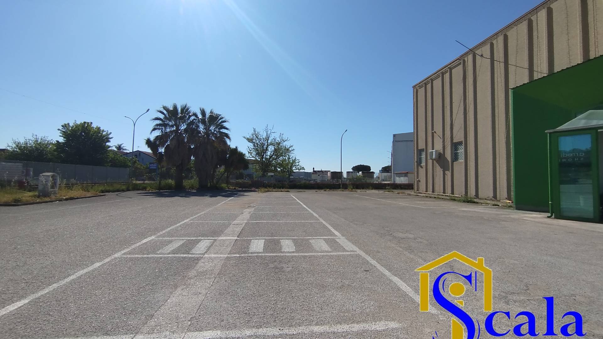 Capannone in affitto a Capua