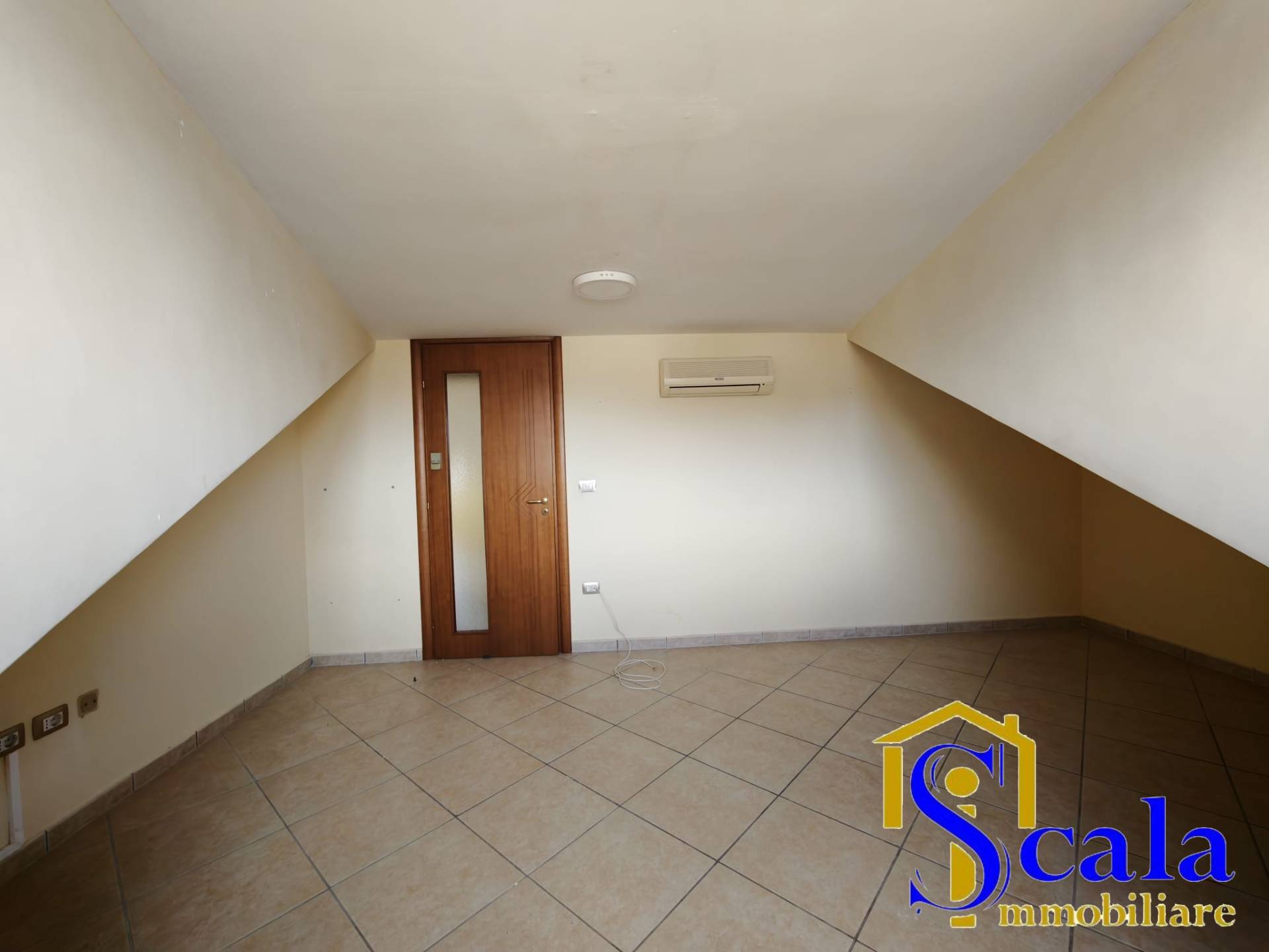 Mansarda in vendita a Macerata Campania