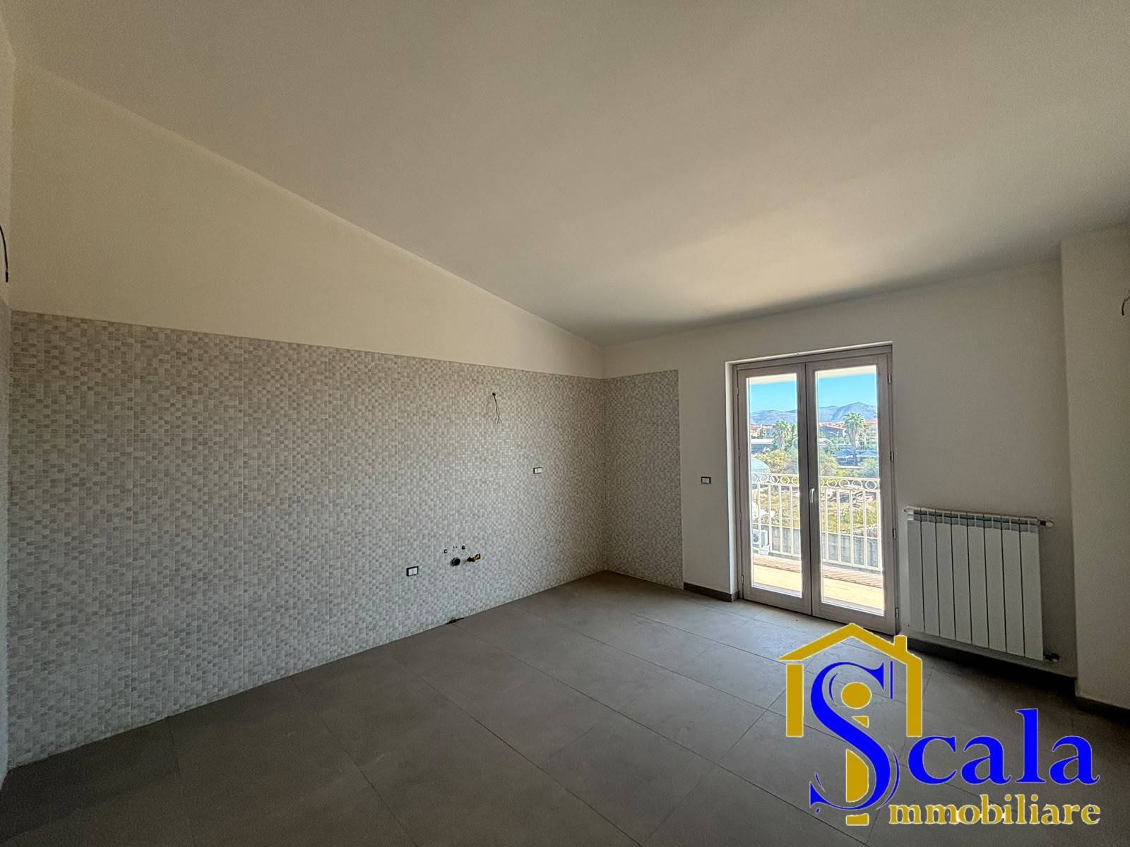 Studio/Ufficio in affitto a Portico di Caserta