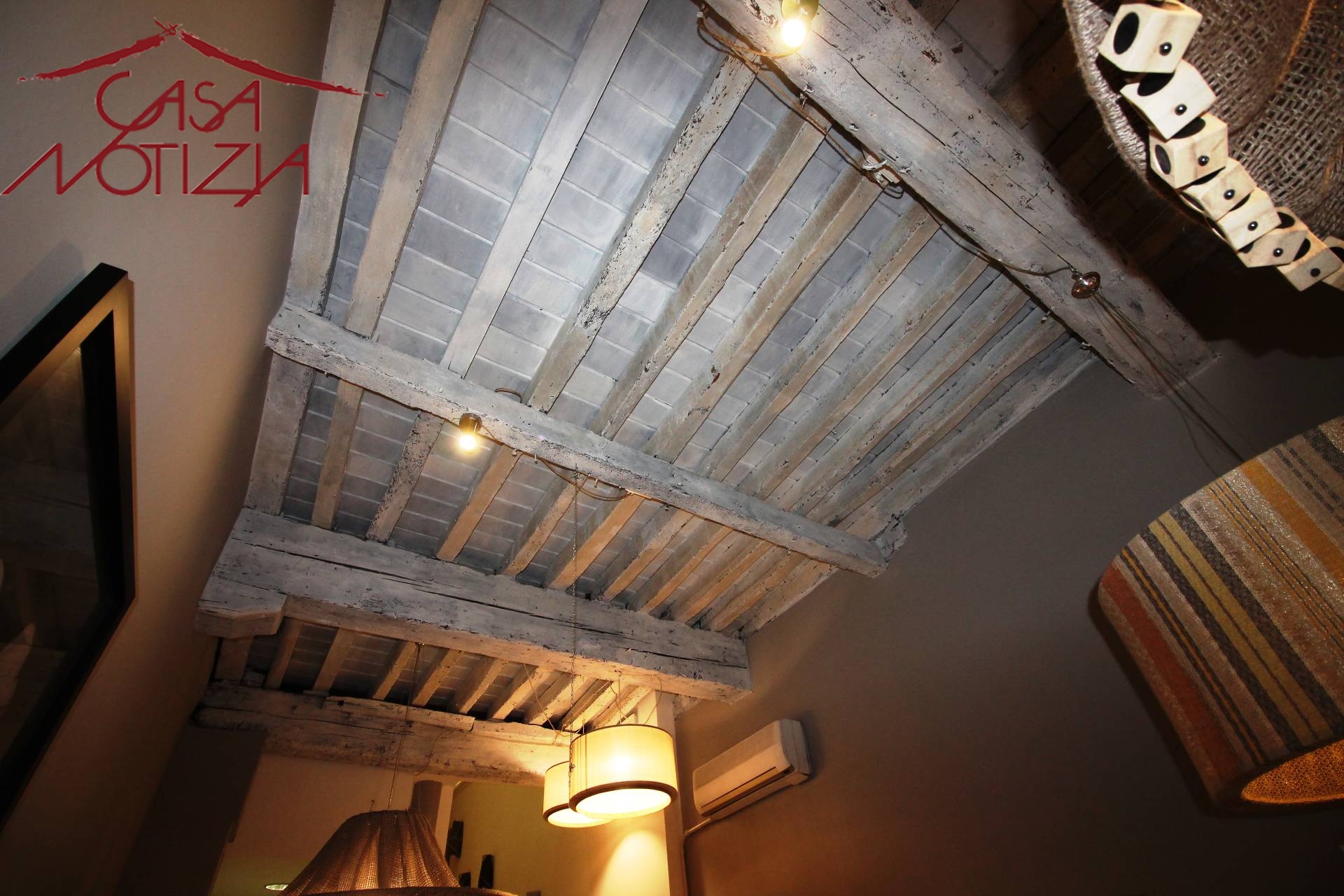 Negozio in vendita a Lucca, Centro storico