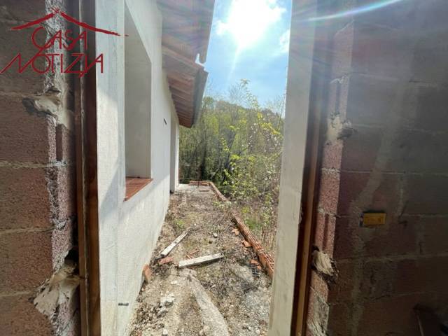 Bifamiliare orizzontale in vendita a Barga, Fornaci di Barga