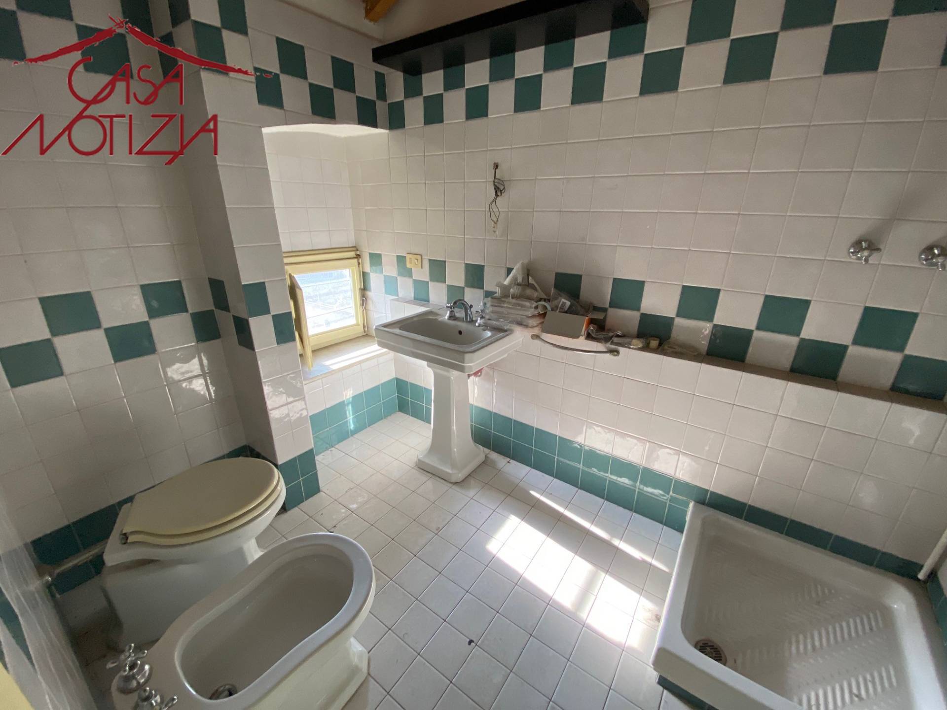 Ufficio in vendita a Lucca, CIRCONVALLAZIONE