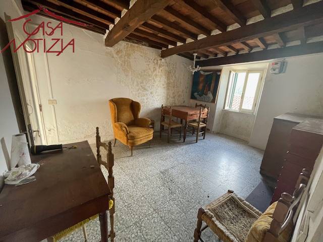 Casa semindipendente in vendita a Bagni di Lucca, Crasciana