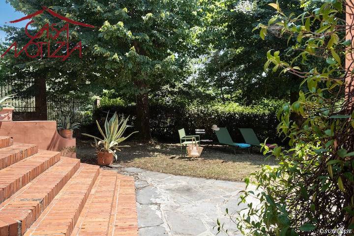 Villa Semindipendente in vendita a Lucca, Carignano