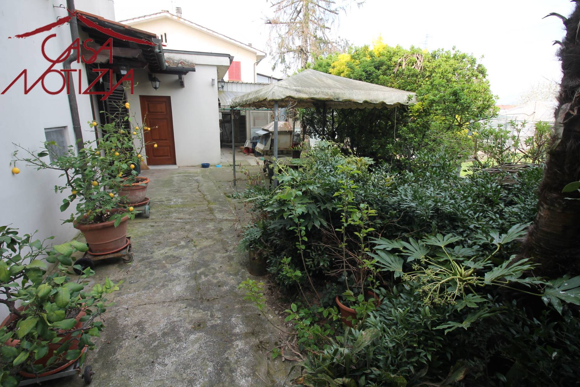 Casa indipendente in vendita a Capannori, Lammari