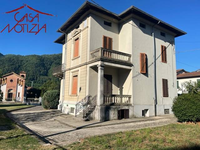 Villa in vendita a Coreglia Antelminelli, Ghivizzano