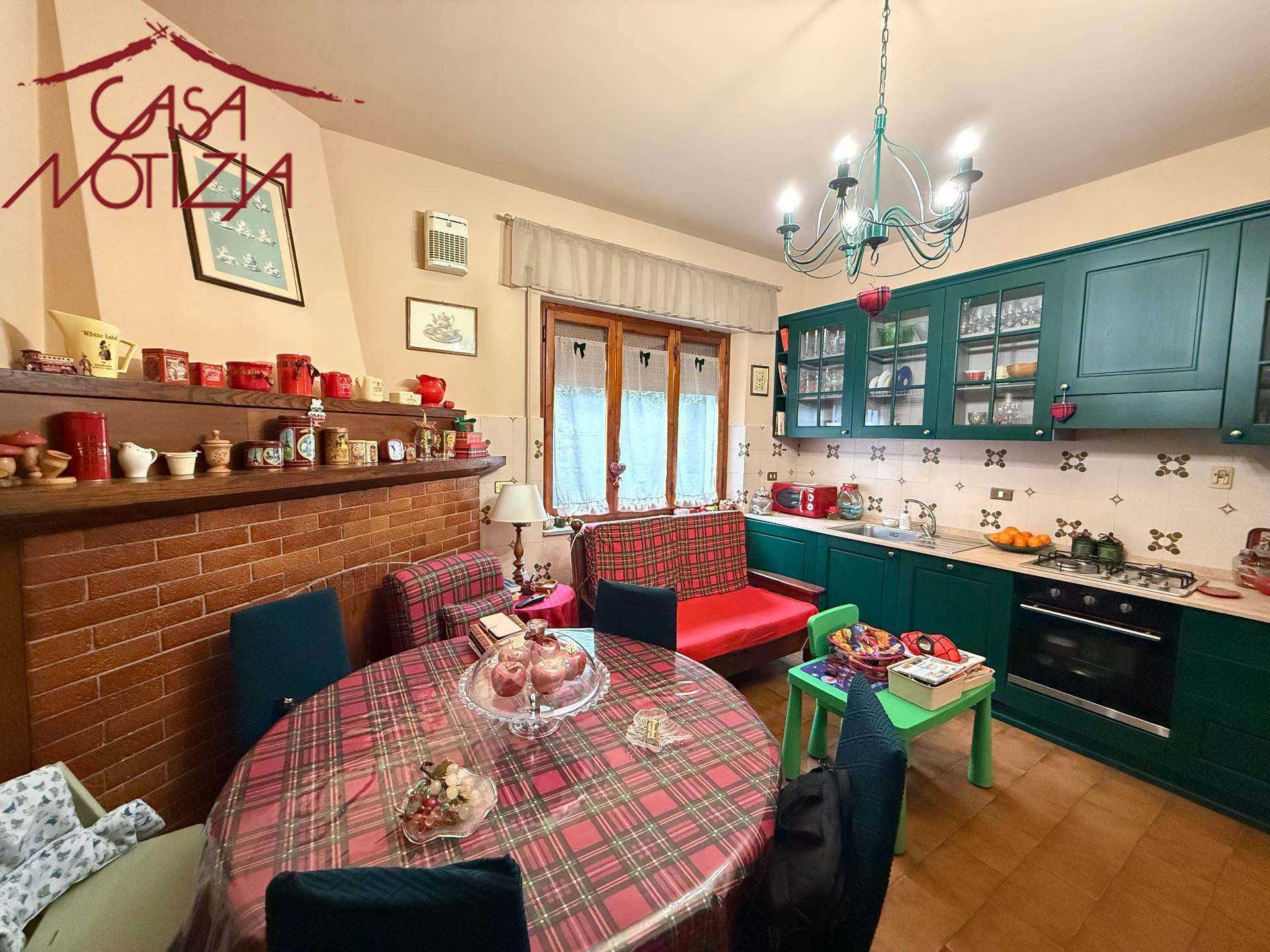 Appartamento in vendita a Lucca, Picciorana