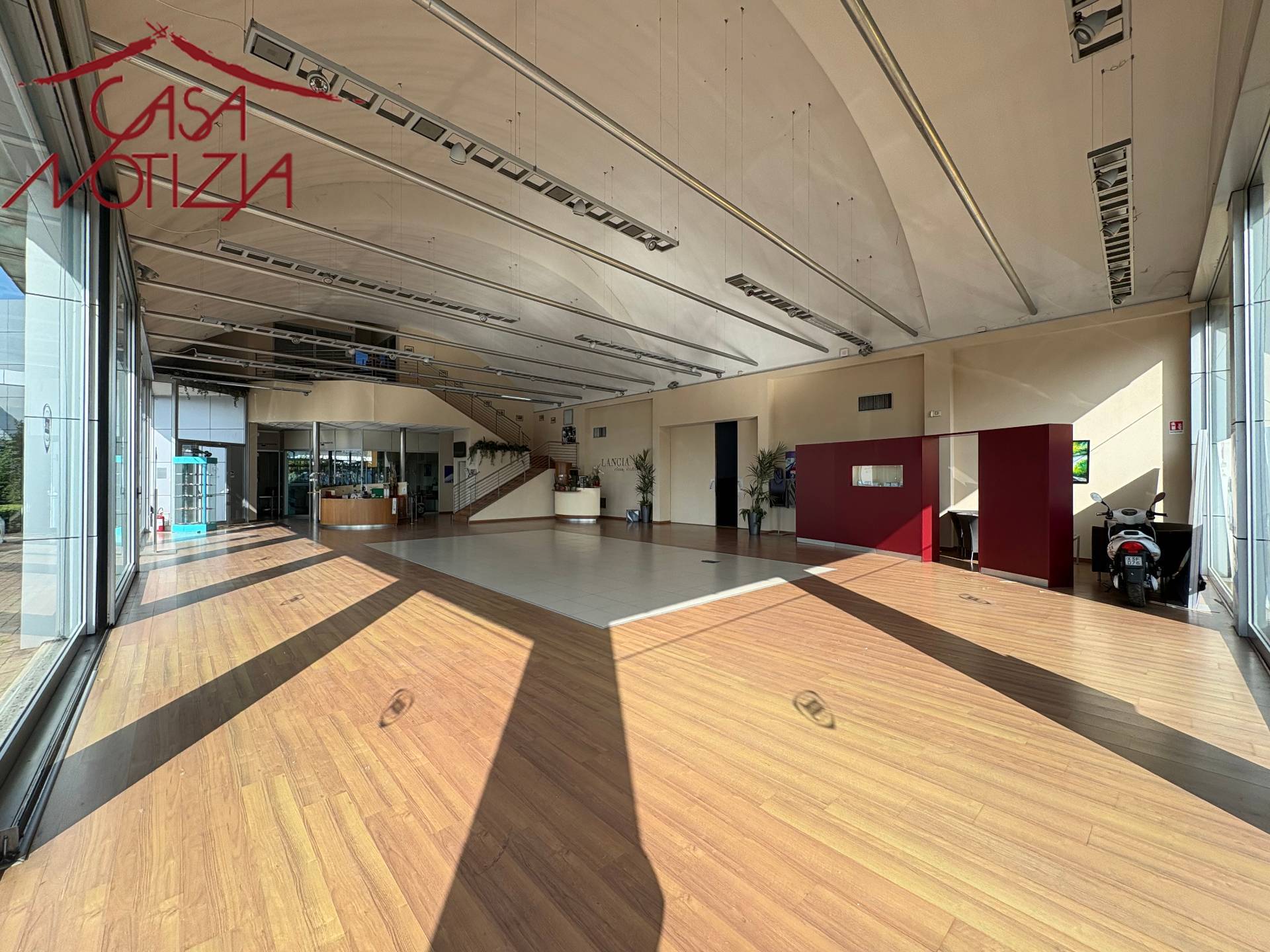 Immobile commerciale in vendita a Lucca, San Marco